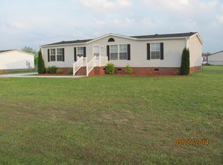 100 Farmdale Dr, Roanoke Rapids, NC 27870
