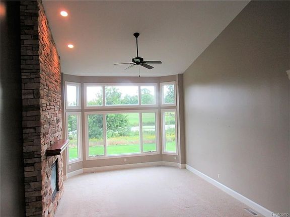 2nd image of 8022 Creekwood Ln
