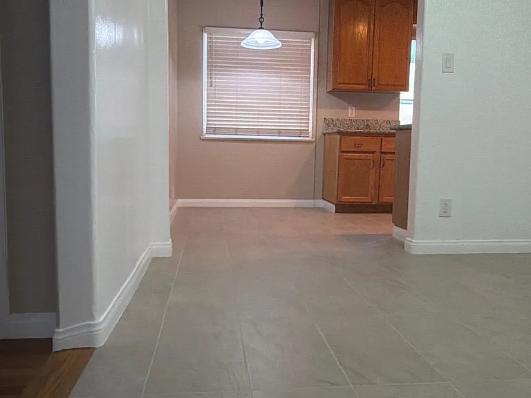 Breakfast area, hallway view