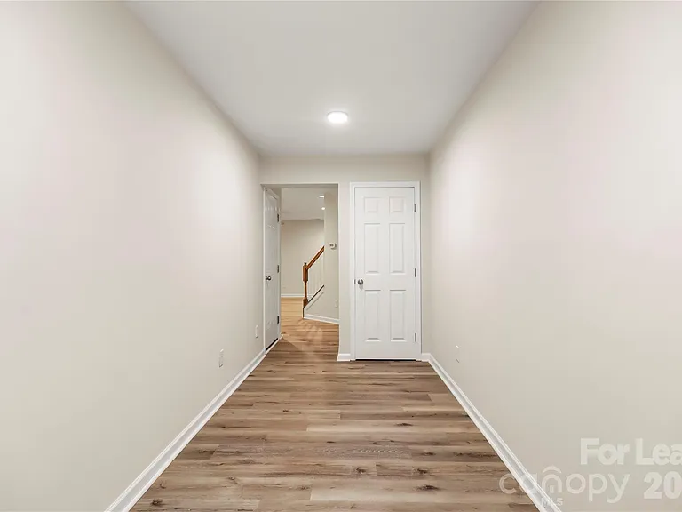 417 Armour St — Photo 38