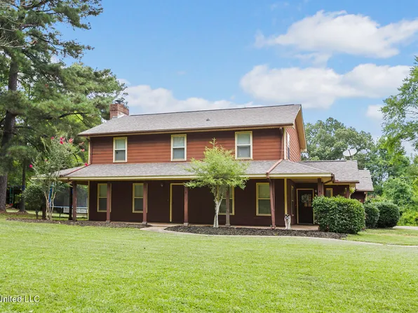 1303 Big Creek Rd, Raymond, MS 39154