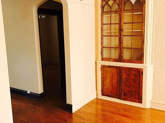 4th image of 2053 E 81st St #2