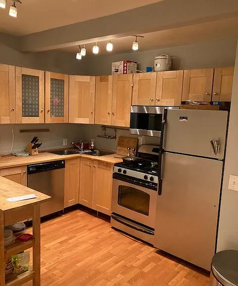 2717 Girard Ave S #101 — Photo 28