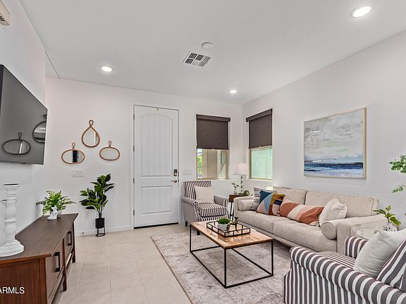 2nd image of 40498 W SUNLAND Drive