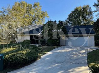 1384 Huntsmen Gln, Riverdale, GA 30296