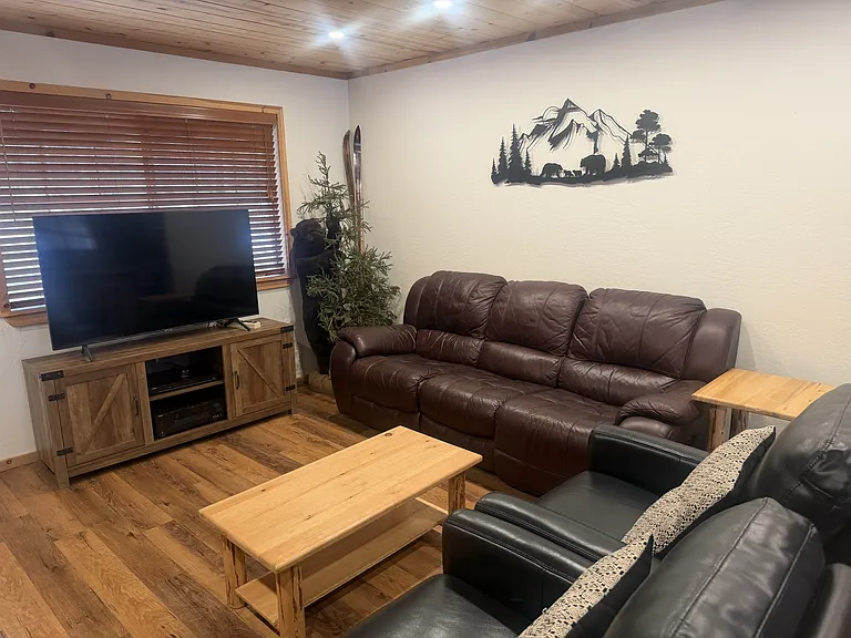 3691 David Ln — Photo 3