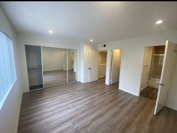 5th image of 849 S Shenandoah St APT 109