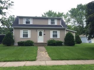 1211 Shady Ln, Tecumseh, MI 49286