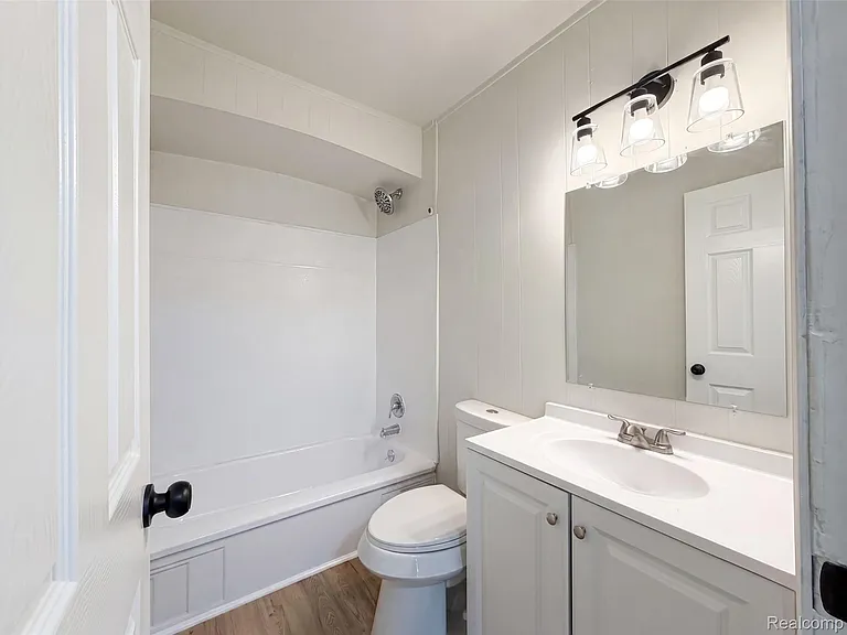 11268 Maxwell Ave — Photo 12