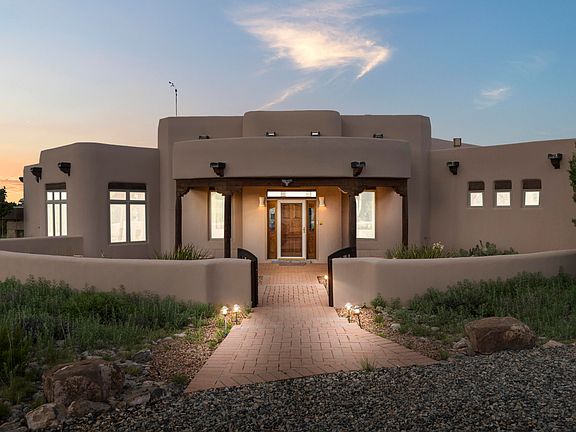 4th image of 3 La Canada Pl