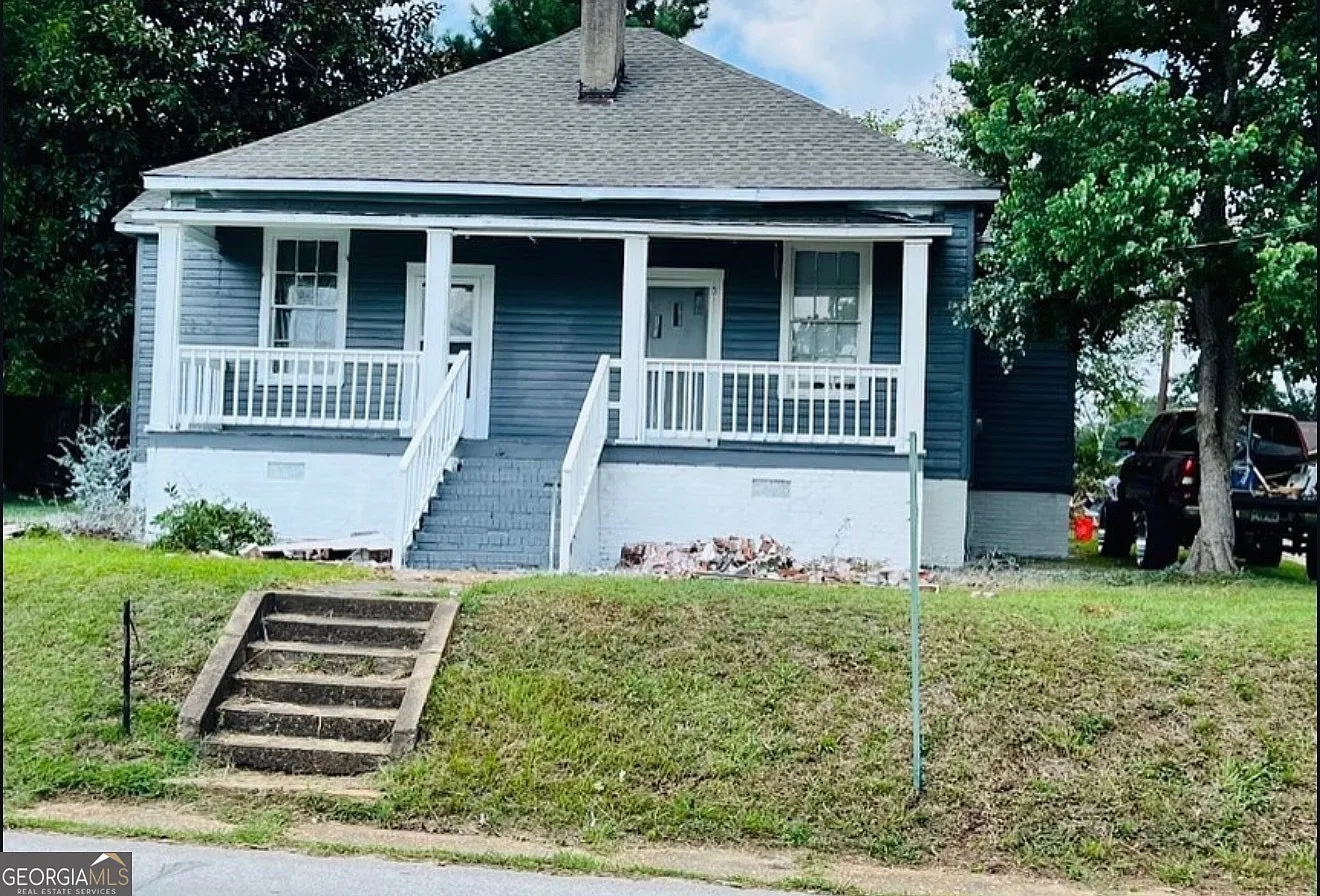 1 bed, 1.0 bath, 1307 sqft, $98,000 — Photo 1