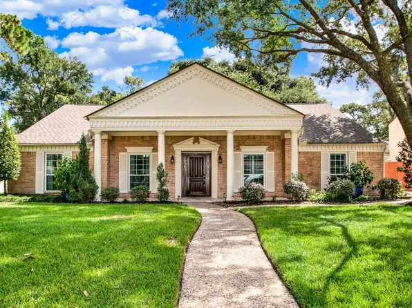 5315 Lawn Arbor Dr, Houston, TX 77066