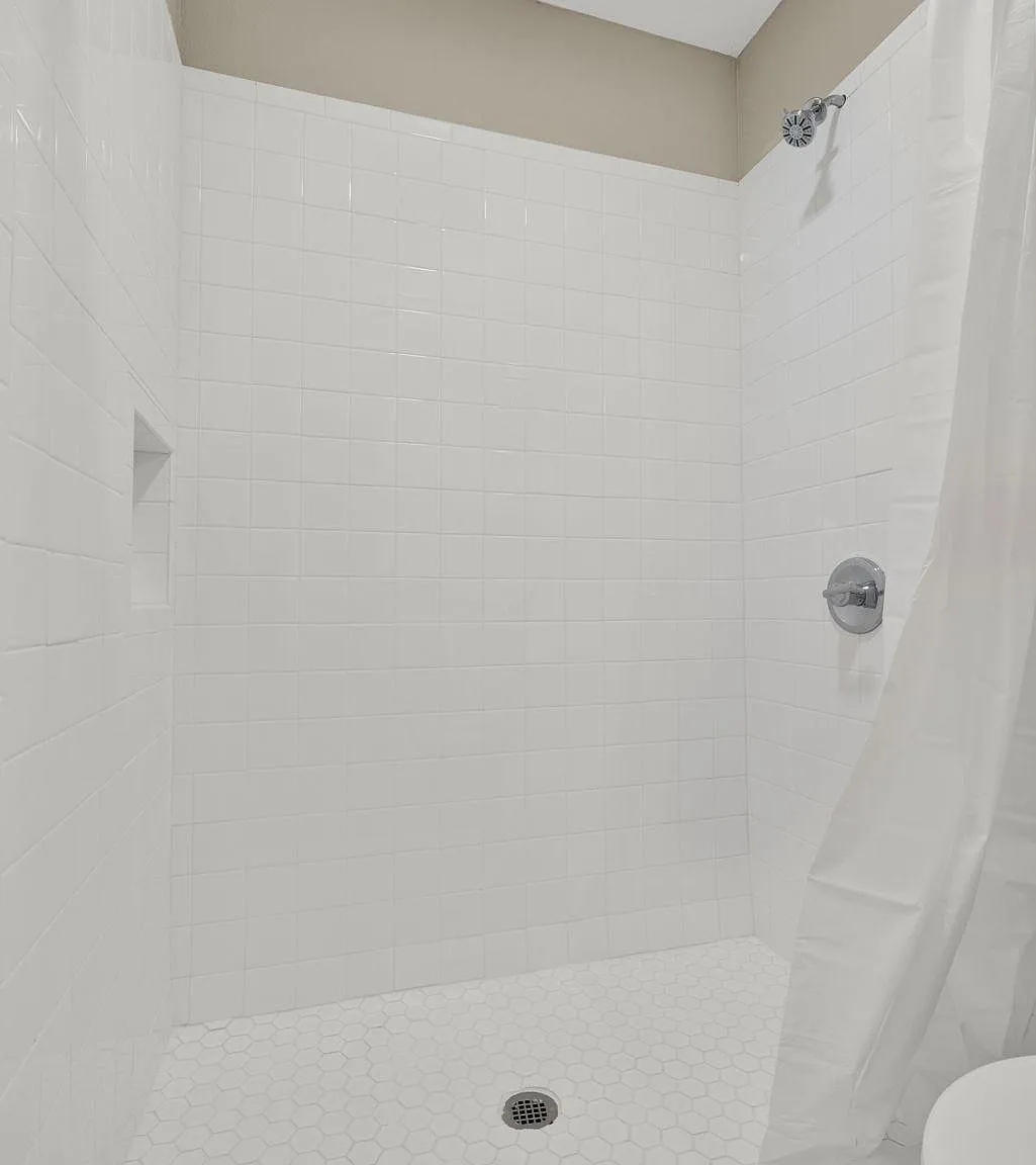 4 bed, 3.0 bath, 1750 sqft, $745 — Photo 4