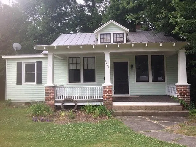 2 bed, 1118 sqft, $1,695 — Photo 1