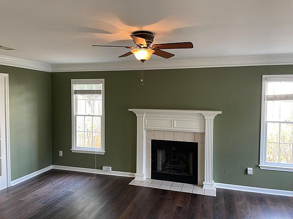 2nd image of 570 Parliament St