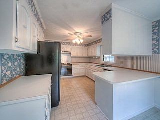 4th image of 2212 Monticello Dr