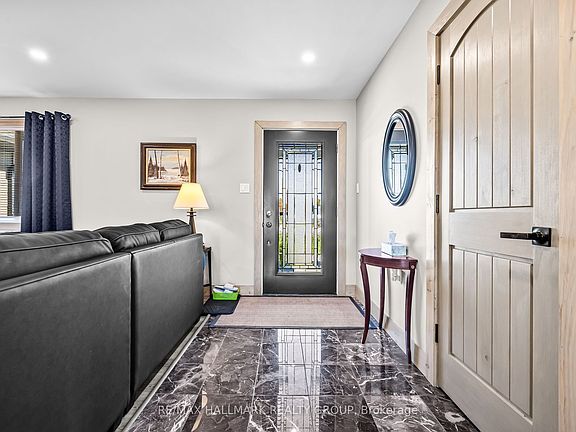 5th image of 1016 Castleford Rd