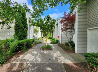 425 4th St NE #B-5, Puyallup, WA 98372