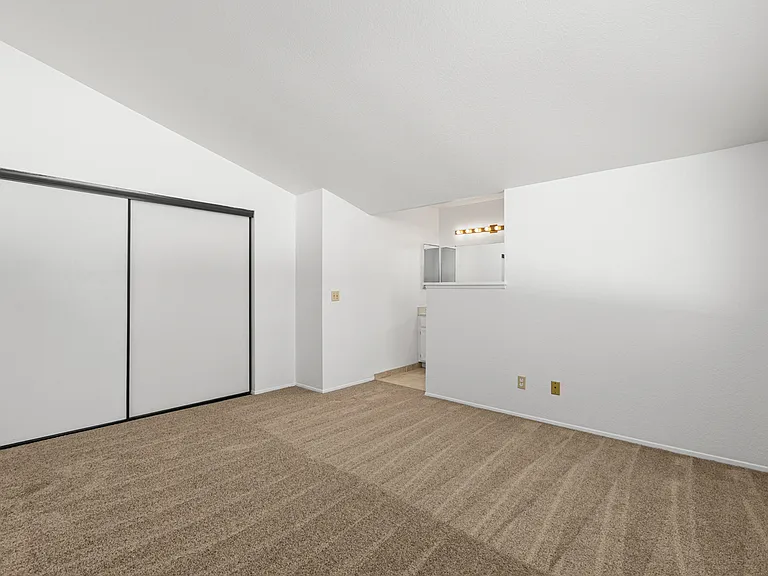 683 Wolf Point Ct — Photo 25