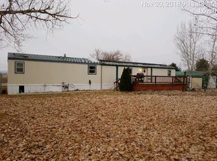 165 3rd St E, Cowley, WY 82420