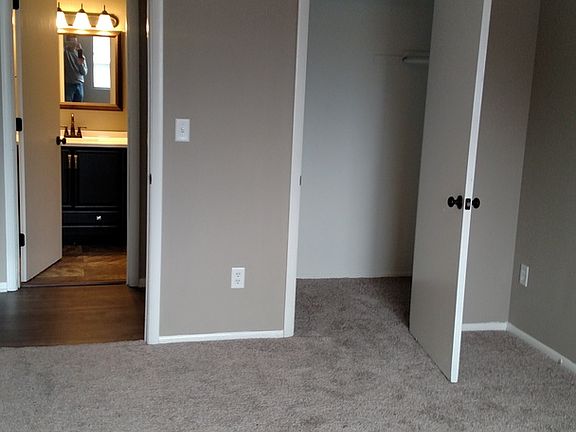 4th image of 503 Ohio St #202