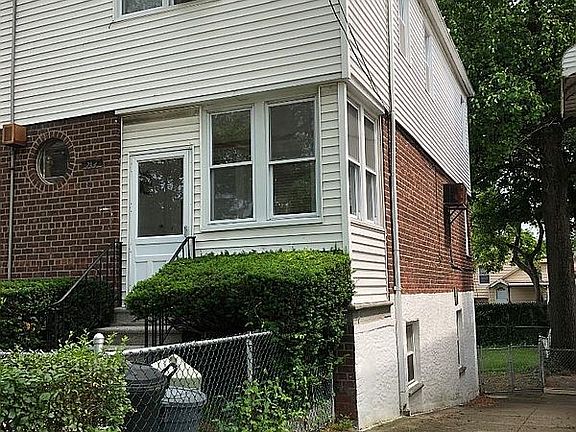 2nd image of 744 Ellsworth Ave