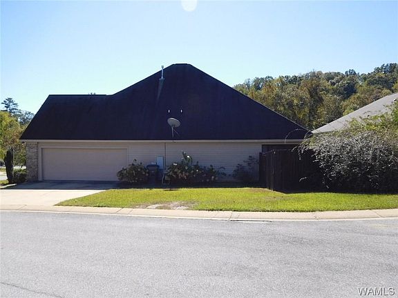 2nd image of 5009 Diamond Cir