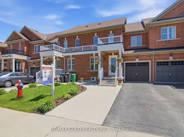 222 Fairwood Cir, Brampton, ON L6R 0X6