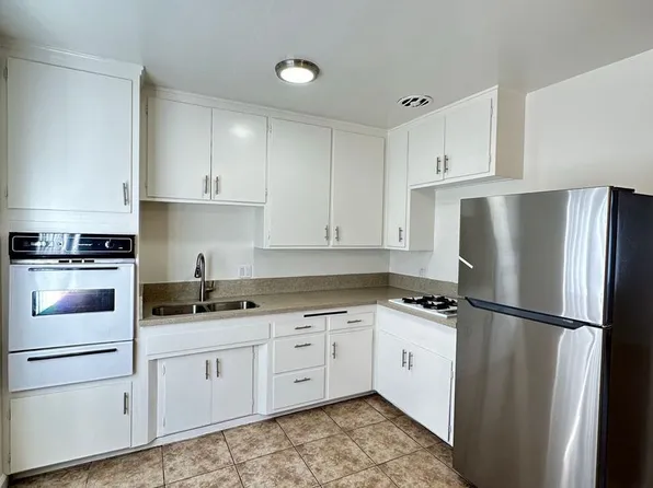 OAK, 9462 Oak St APT 8, Bellflower, CA 90706