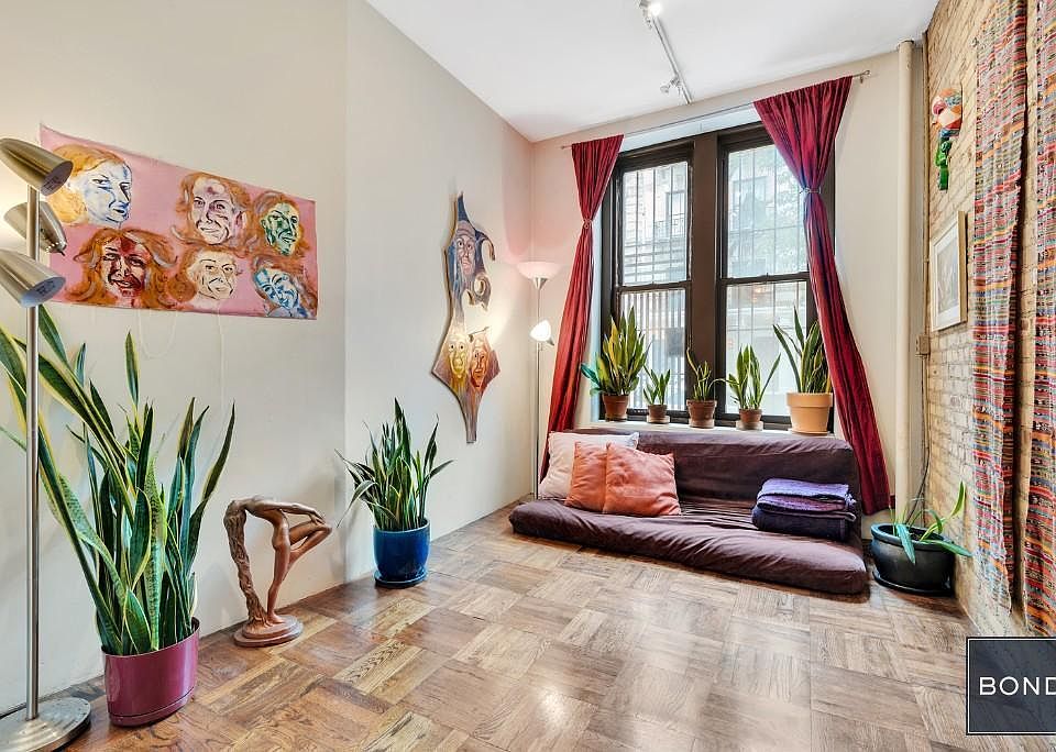1st image of 249 E 7th St APT 1