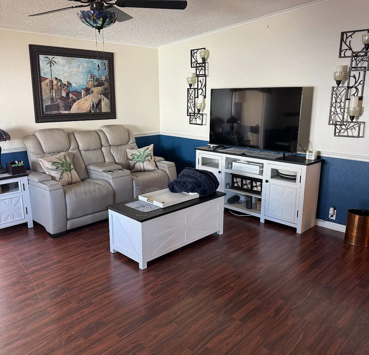 2 bed, 2.0 bath, 1300 sqft, $1,800 — Photo 2