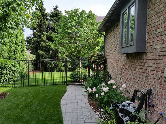 Sidewalk to backyard