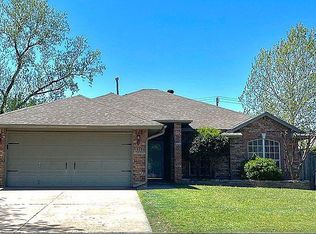 2720 Cimarron Dr, Norman, OK 73071