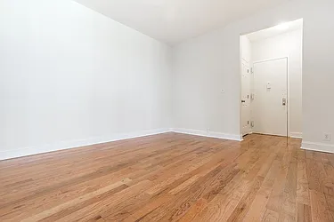 Rented by Dixon Advisory USA Inc.