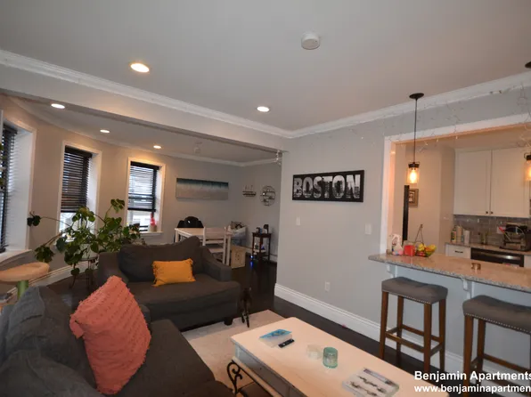 60 Florida St #1, Dorchester, MA 02124