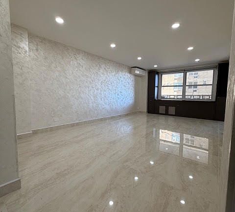 3rd image of 1311 Brightwater Ave APT 7L