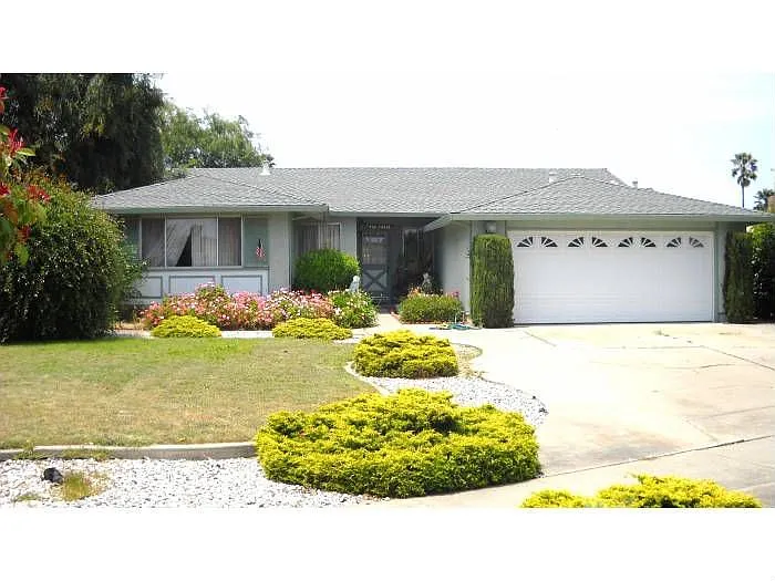 38764 Quince Pl photo 1
