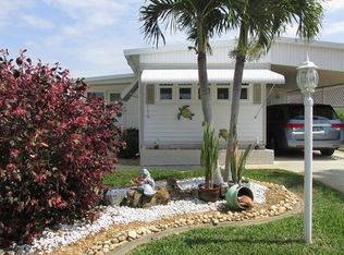11501 Dogwood Ln, Fort Myers Beach, FL 33931