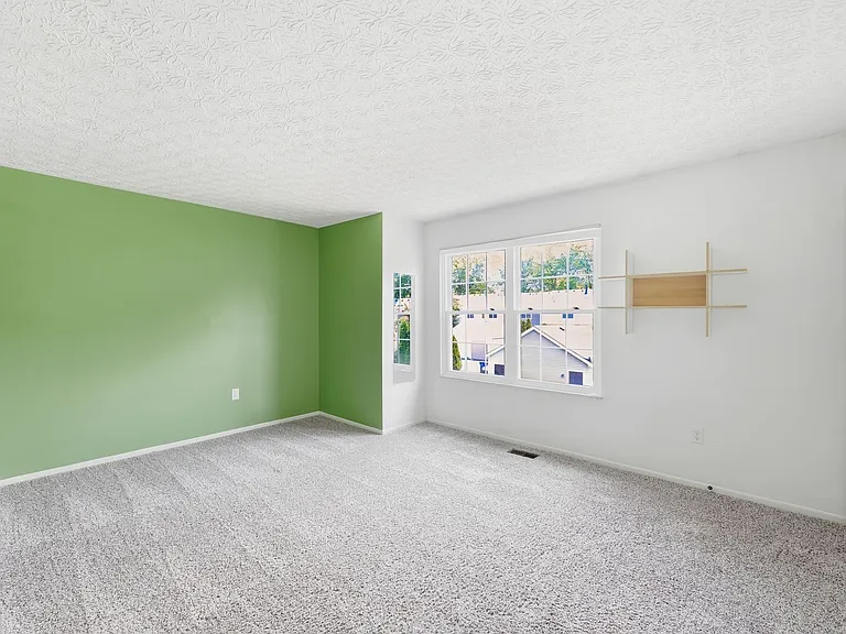 1238 Michigan Ave — Photo 12