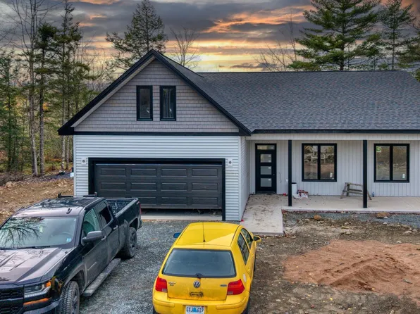 17 Soleil Cres, Conquerall Mills, NS B4V 9H3