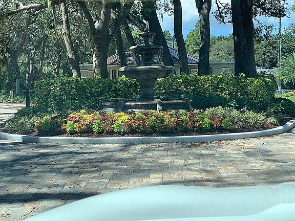 4th image of 1079 Royal Troon Ct