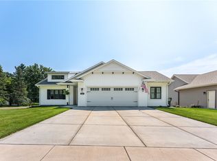 2907 Drier Rd, Eau Claire, WI 54701