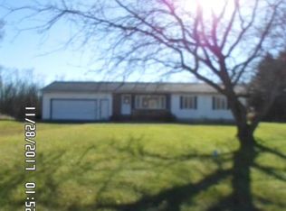 8422 Ridge Rd, Gasport, NY 14067