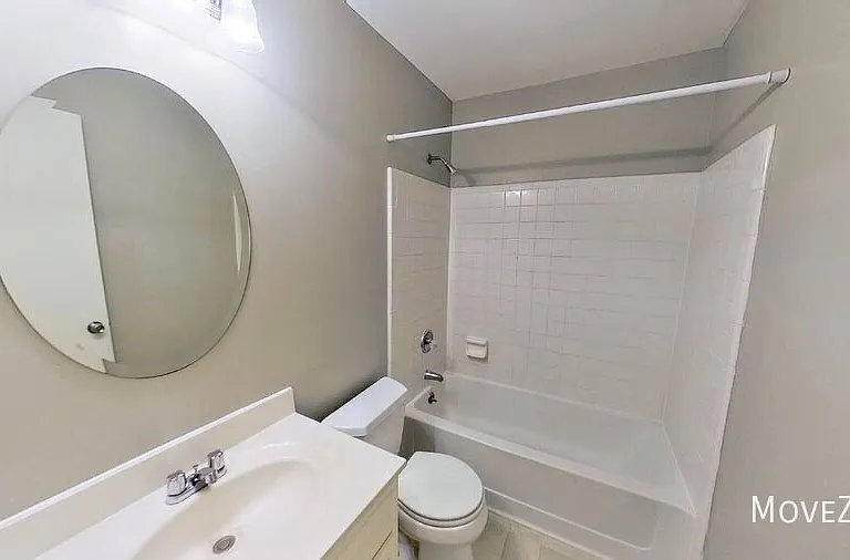 4233 Baylor St — Photo 18