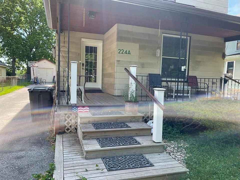 224B will be added after painting completed. Tenant will have full use of front porch with private front entry