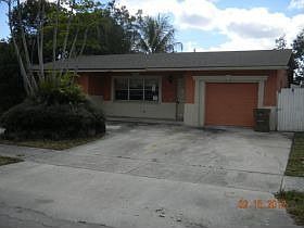 1st image of 3320 SW 1st St