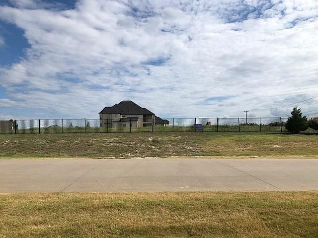 2nd image of 4404 Salisbury Dr Lot 1