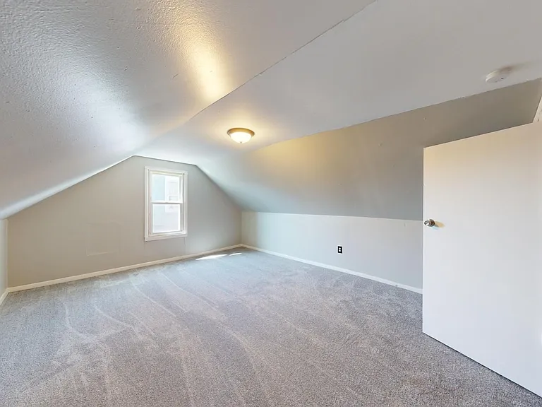 3123 W 58th St — Photo 22