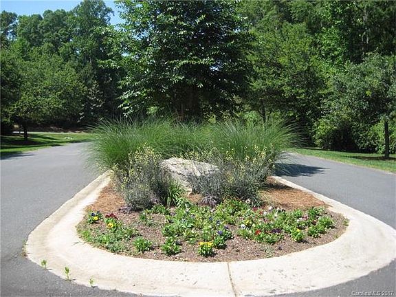 4th image of 1620 Enon Ct