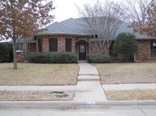 720 Sparrow Ln, Coppell, TX 75019